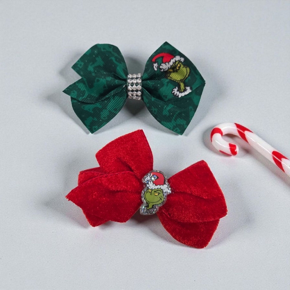 🔥Festive Grinch Hair Bows Set🔥